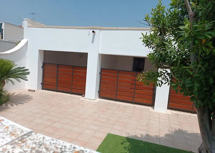 Suan * Sant Isidoro (Apulia)